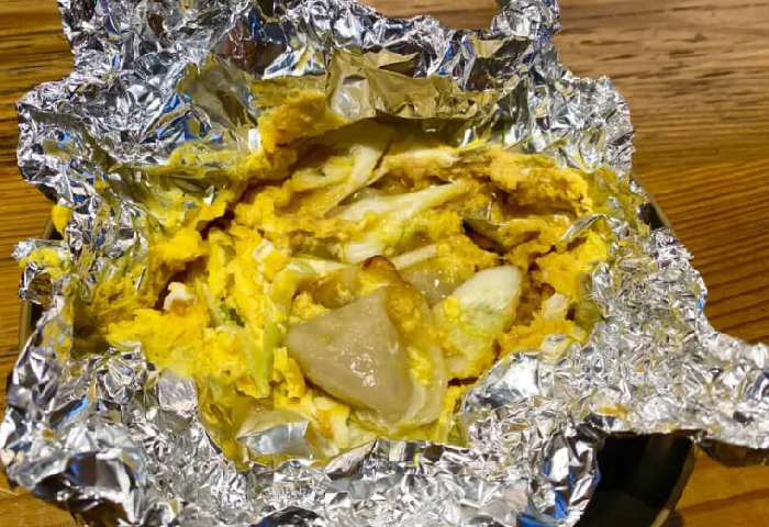 ぷるもち水餃子と卵のホイル焼き