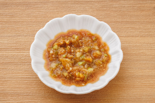 完成です。ごま油は、お好みでラー油に変えるとピリ辛の味わいも楽しめます。