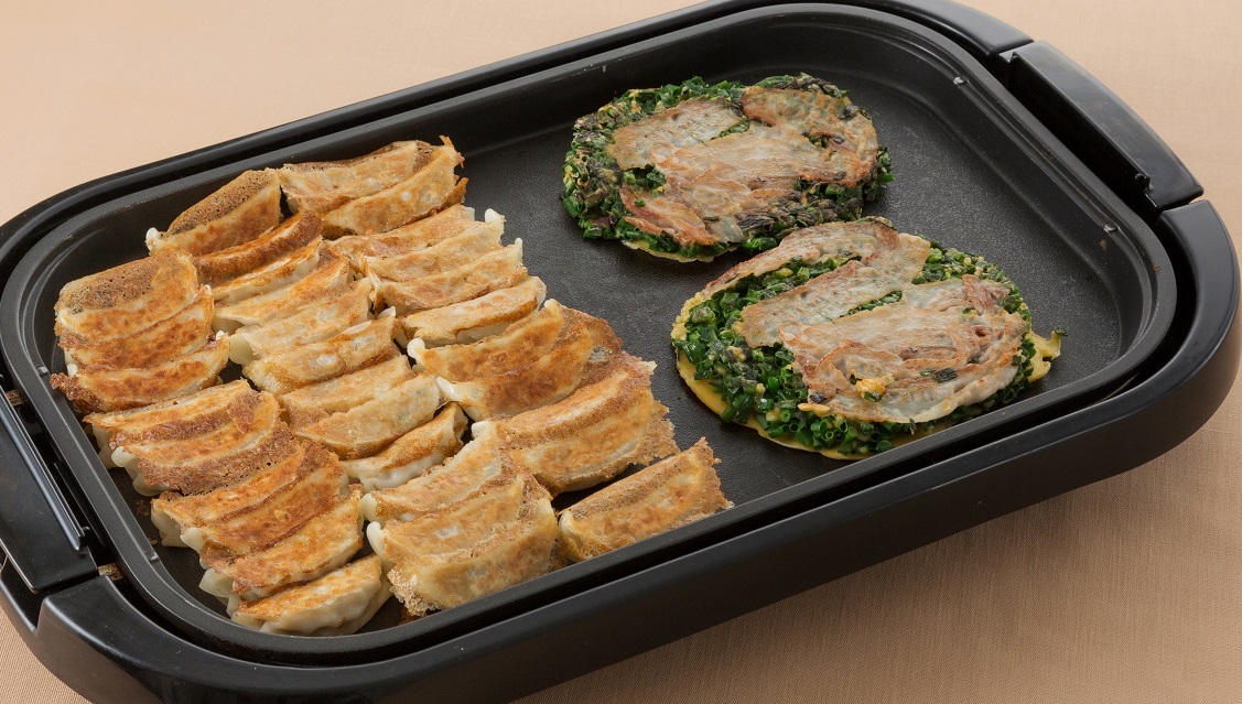 羽根つき餃子＆ねぎ焼き<br>粉もんホットプレート
